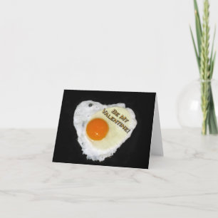 Cartes Pour Fêtes Annuelles Sois Ma Saint-Valentin. Coeur des oeufs. Sel et po