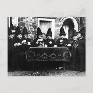 Cartes Pour Fêtes Annuelles Sorcières galloises ayant du thé à la crème