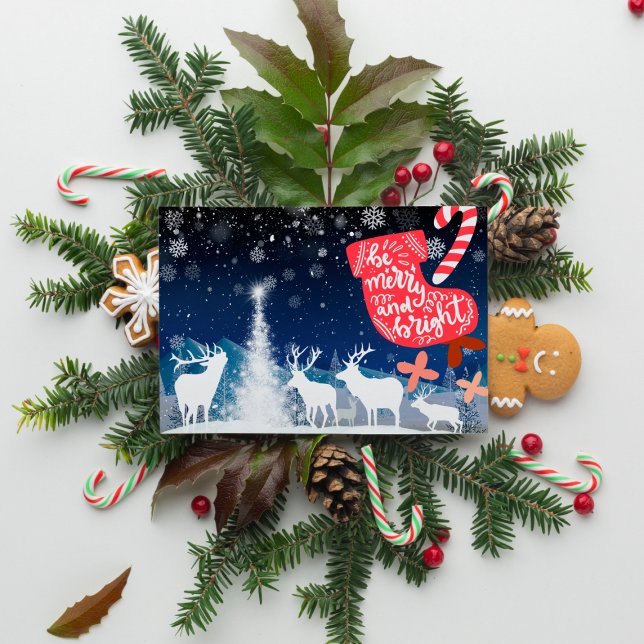 Cartes Pour Fêtes Annuelles Soyez Joyeux et brillants Un Noël magique (Be Merry and Bright A Magical Christmas Holiday Card on display)