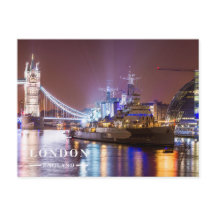Tower Bridge Navire de guerre historique Londres