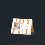 Cartes Pour Fêtes Annuelles Type moderne Bold Type Photo Christmas Card Orange<br><div class="desc">Cute et tendance, JOYFUL audacieux cheddar orange type cheddar, carte photo de vacances. Caractéristiques de la carte, photo simple sur cadre de style polaroïde. La carte intérieure est complétée par un motif de doodle blanc sur un arrière - plan orange assorti. espaces de texte Modèles pour les messages et les...</div>