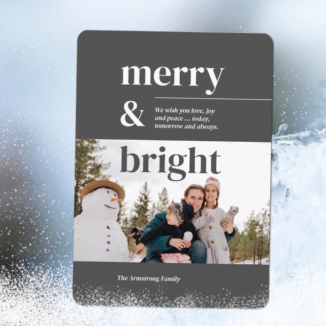 Cartes Pour Fêtes Annuelles Typographie au Charbon Minimaliste Joyeux Clair Ph (Chic Charcoal Modern Photo Merry Bright Holiday Card ©Susanne Sachers - Sunny Mind Design 🌞)