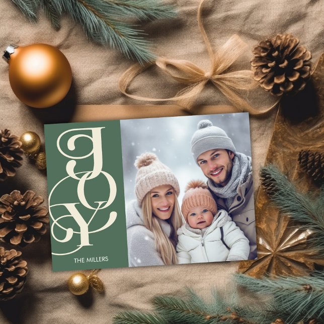 Cartes Pour Fêtes Annuelles Typographie Élégante Joie Moderne Photo Minimal Ve (Modern Joy Elegant Typography Green Minimal Photo Holiday Card)