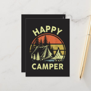 Cartes Pour Fêtes Annuelles Un campeur heureux tout-petit garçon drôle de camp