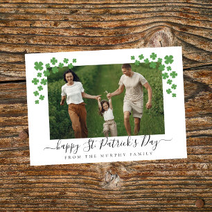 Cartes Pour Fêtes Annuelles Un shamrock chanceux minimaliste, photo de la fête