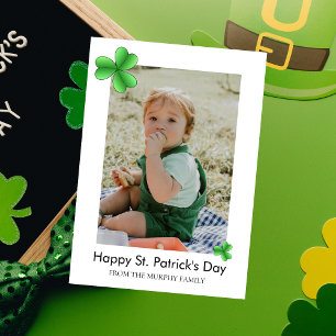Cartes Pour Fêtes Annuelles Un shamrock chanceux minimaliste, photo de la fête