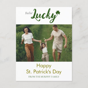 Cartes Pour Fêtes Annuelles Un shamrock chanceux minimaliste, photo de la fête