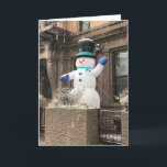 Cartes Pour Fêtes Annuelles Upper West Snowman New York City NYC Snow<br><div class="desc">Le design présente une photo couleur originale d'un bonhomme de neige gonflable agitant dans la neige. Photographié sur Upper West Side de Manhattan. Cette photographie est également disponible sur une gamme d'autres produits. De nombreuses autres photos de New York et de nature sont également disponibles dans cette boutique. Ne vois-tu...</div>