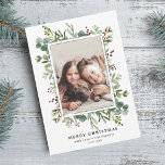 Cartes Pour Fêtes Annuelles Végétation botanique Joyeux Noël Photo<br><div class="desc">Ce Noël | Le carte photo de vacances est décoré d'eucalyptus couleur aquarelle peinte, de feuilles verts, de baies rouges, de branches de pin, et d'un cadre rectangle faux or avec une typographie simple. Pour une personnalisation plus avancée de cette conception, cliquez sur le lien "Customiser plus loin". Des articles...</div>