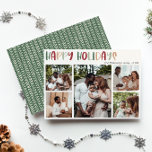 Cartes Pour Fêtes Annuelles Vert Décontracté coloré Joyeuses vacances Trois ph<br><div class="desc">Cette décontracté vert coloré vacances heureux trois photos carte de vacances est parfait pour votre plaisir, créatif et lumineux accueil de vacances. C'est une police moderne unique et ludique en rouge, tan boho, et vert clair et foncé, pour une agréable sensation de saison. Si vous cherchez à égayer l'hiver sombre...</div>