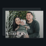 Cartes Pour Fêtes Annuelles Vert foncé Minimal Première photo de famille de No<br><div class="desc">Carte de vacances pour la première famille de Noël Vert foncé</div>
