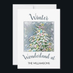 Cartes Pour Fêtes Annuelles Winter Wonderland Christmas Tree<br><div class="desc">Winter Wonderland Christmas Tree Greeting Card que vous pouvez customiser avec votre propre photo de famille. Un magnifique sapin de Noël décoré de lumières colorées au milieu des flocons de neige</div>