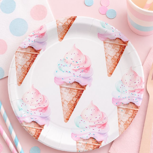 Carton Assiettes de fête en forme de cône de glace pastel (Créateur téléchargé)