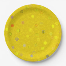 Assiettes de fête en papier jaunes à spirales et p