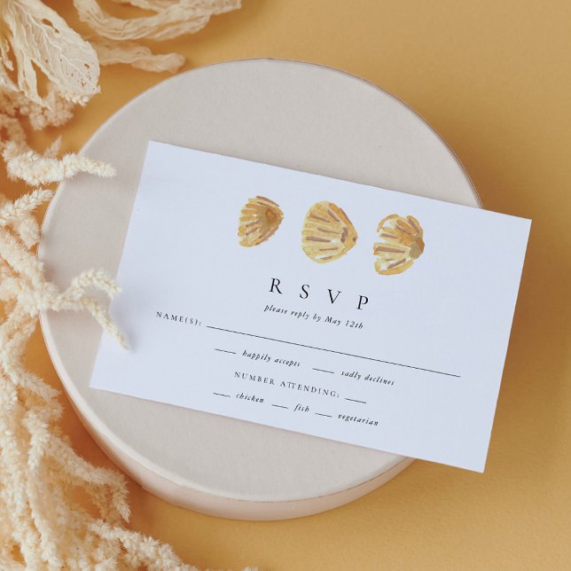 Carton de réponse de mariage élégant minimal coqui (Watercolor Seashell Elegant Minimal Wedding RSVP Card)
