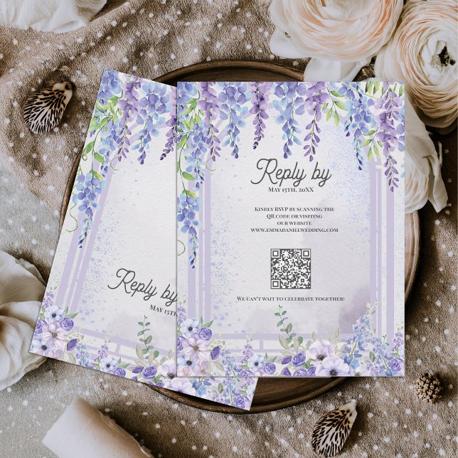 Cartons Réponse Arc Floral de Lavande Wisteria Code QR de Mariage (Lavender Wisteria Floral Arch QR Code Wedding RSVP Card | Purple Garden Wedding Response Card)