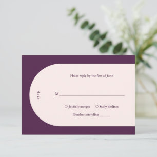 Cartons Réponse Arc Monogramme simple d'aubergine Mariage moderne