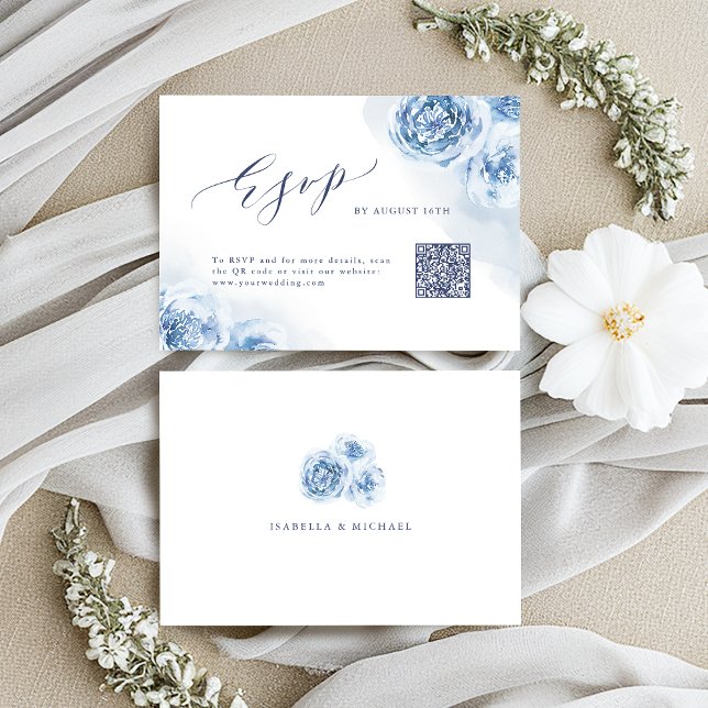 Cartons Réponse Calligraphie élégante bleu poussiéreux code QR flo (Elegant calligraphy dusty blue floral QR code RSVP Card)