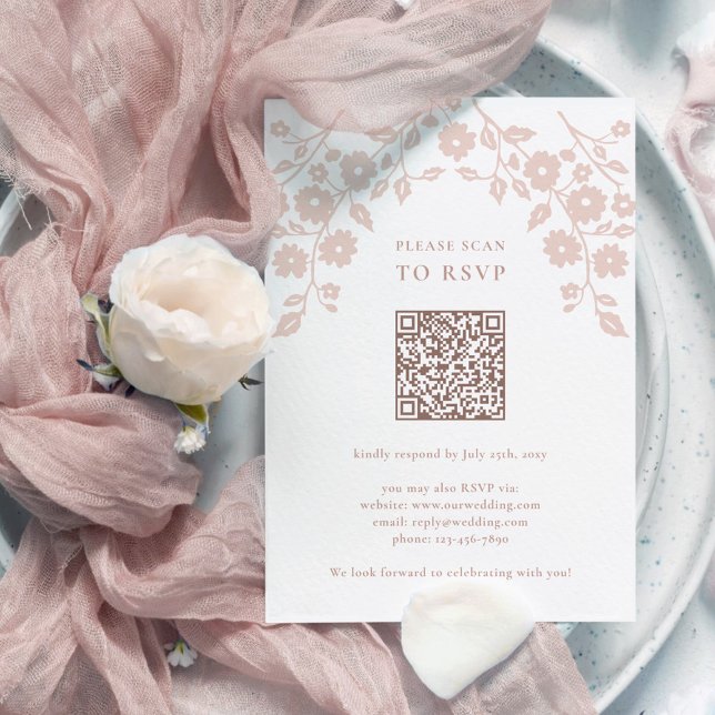 Cartons Réponse Charming Blush Folk Flowers Floral QR Code (Créateur téléchargé)