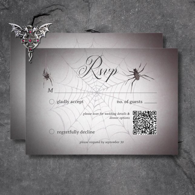 Cartons Réponse Code QR d'Halloween gothique rustique noir et bord (Rustic Gothic Black & Burgundy Halloween QR Code RSVP Card)