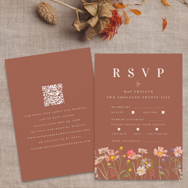 Cartons Réponse Code QR Options de repas en terre cuite Fleur sauv (Wildflower boho fall floral terracotta rust qr code Wedding RSVP card Autumn garden meadow flowers)
