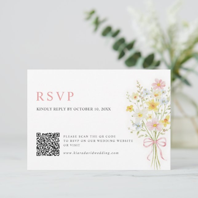 Cartons Réponse Colorful Spring Wildflower Meadow Wedding QR Code  (Debout devant)