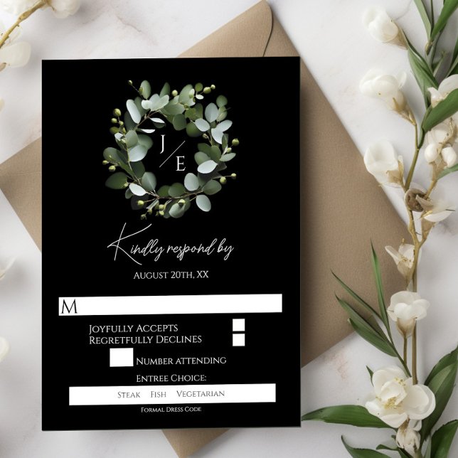 Cartons Réponse Couronne Monogramme Eucalyptus moderne | Black (Black Modern Monogram Eucalyptus Wreath Wedding RSVP)