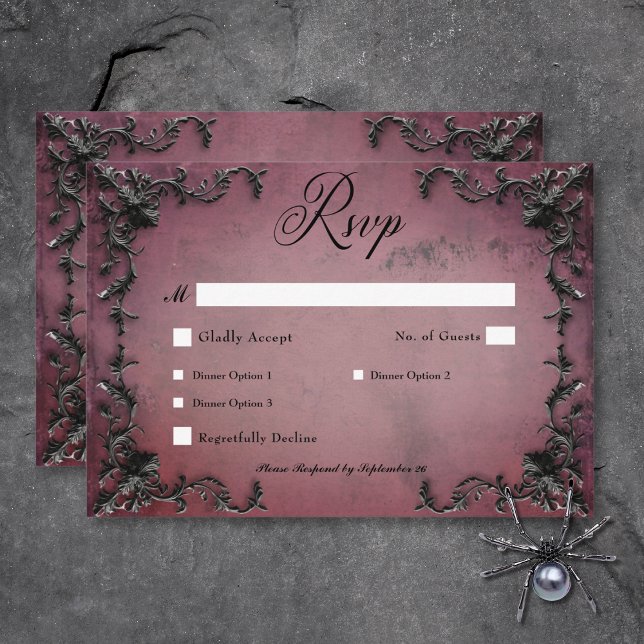 Cartons Réponse Dîner de coeur gothique noir et bordeaux (Gothic Black & Burgundy Filigree Heart Wedding RSVP Card with Dinner Options)