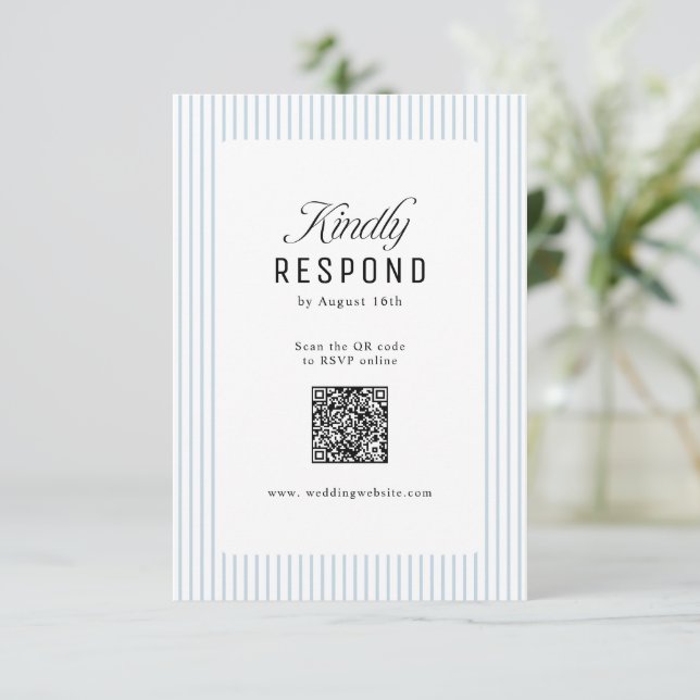 Cartons Réponse Dusty Blue Striped Elegance Classy QR Code Wedding (Debout devant)