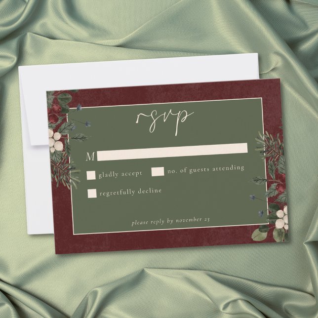 Cartons Réponse Elegant Winter Berries & Pine Burgundy Wedding (Elegant Winter Berries & Pine Burgundy Wedding RSVP Card)