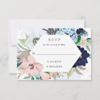 Fleurs nautiques Mariage bleu marine et rose pâle