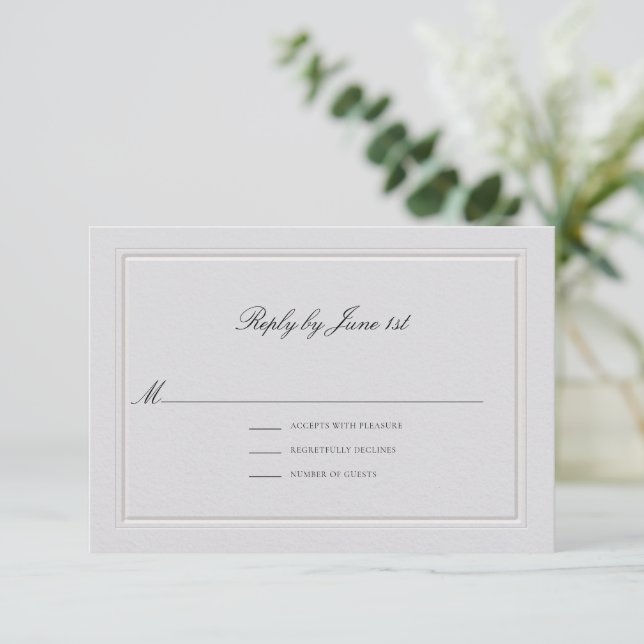 Cartons Réponse Formal Modern Classic Elevated Ivory Sm Wedding (Debout devant)