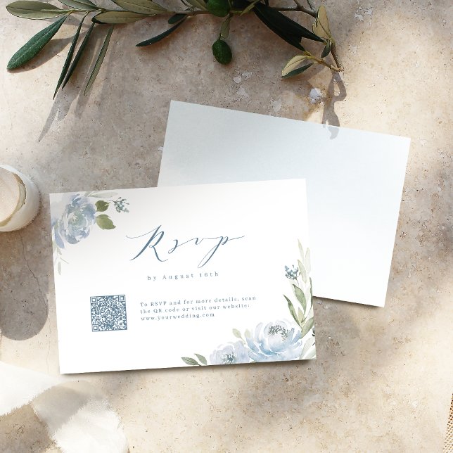 Cartons Réponse Jardin romantique bleu poussiéreux mariage QR code (Romantic garden dusty blue floral wedding QR code RSVP Card)
