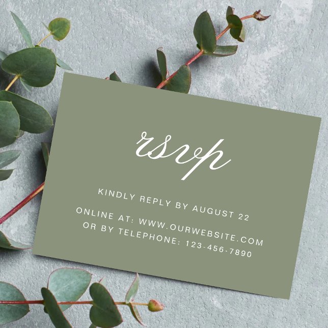 Cartons Réponse Mariage Classique Vert Poussiéreux Écriture (Classic dusty green script RSVP cards help guests respond with timeless elegance and ease.)