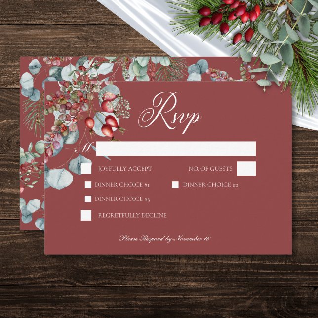 Cartons Réponse Mariage Eucalyptus aux baies de pin rouge (Red Winter Pine Berries Eucalyptus Wedding RSVP Card)