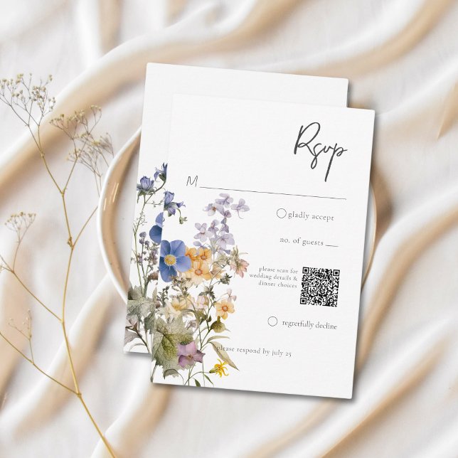 Cartons Réponse Russe Meadow Fleurs sauvages Purple Aquarelle QR (Rustic Meadow Wildflowers Purple Watercolor QR Code RSVP Card)