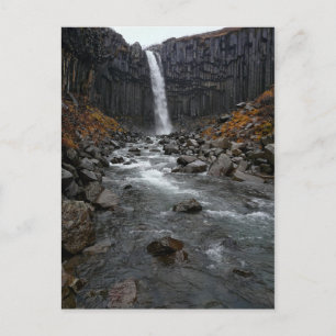 Cascade de Svartifoss en Islande carte postale ver