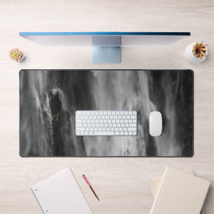 Cascade majestueuse Boka, Slovénie noir et blanc