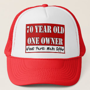 Casquette 70 ans, un propriétaire - les pièces des besoins