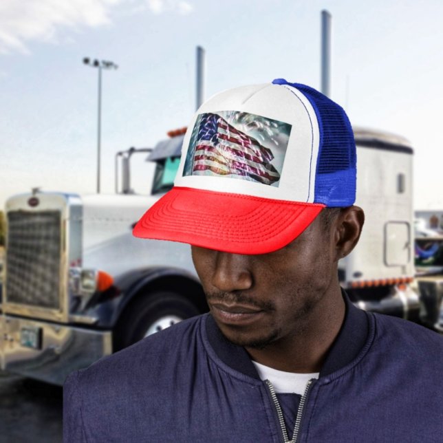Casquette Arrière-plan Fireworks (If you're in a patriotic mood, break out the Fireworks Backdrop Trucker's Hat!)