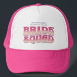 Casquette Bachelorette Party Brigade Bridesmaid Hot Pink<br><div class="desc">Faites un splash à votre prochaine soirée de bachelorette avec cette magnifique soirée de bachelorette rétro personnalisées. Que vous fêtiez un voyage à la plage, des vacances pour filles ou des vacances entre amis, cette marchandise de fête super sur mesure pour bachelorette est l'ajout parfait à votre escapade inoubliable. Ajoutez...</div>