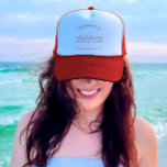 Casquette Bachelorette rouge Vntage moderne rétro<br><div class="desc">Ce casquette allie sans effort charme rétro et modernité, avec un design élégant en rouge. Que vous soyez en train de frapper la plage ou la ville, ce camionneur qui est un accessoire chic pour célébrer la fête spéciale de la mariée. Faites-vous plaisir avec le chapeau de Trucker Retro Modern...</div>