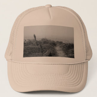Casquette Beach path