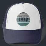 Casquette born in 1970 vintage birthday<br><div class="desc">You can add some originality to your wardrobe with this vintage 1970 limited edition original birthday sunset distressed vintage retro-looking design with awesome typography font lettering, is a great gift idea for men, women, husband, wife girlfriend, and a boyfriend who will love this one of a kind artwork. The best...</div>