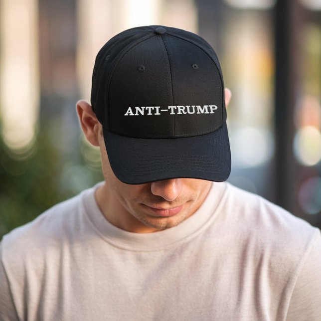 Casquette Brodée Anti Trump (Créateur téléchargé)