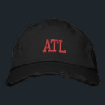 Casquette Brodée ATL "Atlanta" Monogramme rouge et noir Vintage<br><div class="desc">ATL "Atlanta" Monogrammé brodé Rouge sur casquette en coton noir vintage. Fait un cadeau merveilleux pour tous ceux qui aiment Atlanta GA! De plus, si vous préférez avoir votre monogramme personnel, sélectionnez simplement le bouton "Personnaliser ce modèle" pour entrer vos initiales de nom. La broderie est personnalisable à d'autres choix...</div>