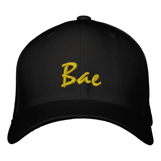 Casquette Brodée BAE  "avant n'importe qui d'autre." (Devant)