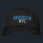 Casquette Brodée BROOKLYN NYC sur le style Vintage noir<br><div class="desc">Jade BROOKLYN NYC et broderie de couleur bleu clair sur casquette en coton vintage noir. La broderie est personnalisable à d'autres choix de couleurs en sélectionnant le bouton "Modifier la conception" de l'outil. Vous pouvez également choisir la couleur du casquette sur la page principale de l'article.</div>