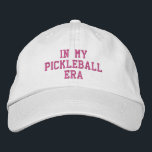 Casquette Brodée Cadeau De Pickleball Amusant Et Branché - À L'Ère<br><div class="desc">Un casquette de pickleball branché et amusant qui dit "À mon ère de pickleball". Parfait pour ceux qui aiment le jeu du pickleball. Obtenez un casquette correspondant pour votre bestie de pickleball. Modifiez facilement le texte personnalisé.</div>