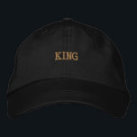 Casquette Brodée Couronne Prestige KING Noir Broderie Signature<br><div class="desc">Améliorez votre collection de mode avec cette casquette ajustable noire élégante à broderie «KING» de Paasam Store. La teinte noire profonde crée une apparence moderne et élégante qui se marie parfaitement avec les tenues décontractées tendance. La broderie premium offre une finition riche et élégante que les clients adoreront porter chaque...</div>